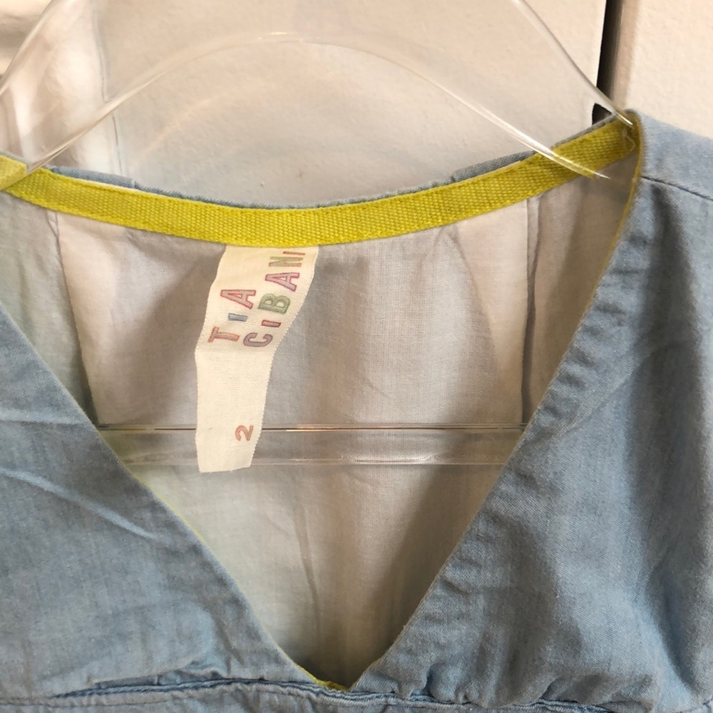Tia Cibani Light Blue V-Neck Top - Picture 2 of 4